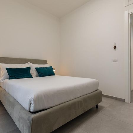 Beplace Apartments In Gioia Милан Экстерьер фото